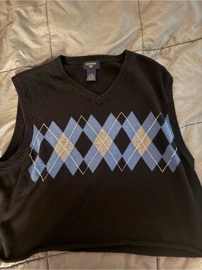 Sweater vest